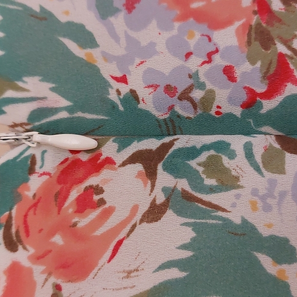 Coldwater Creek Floral Dress - Picture 4 of 5